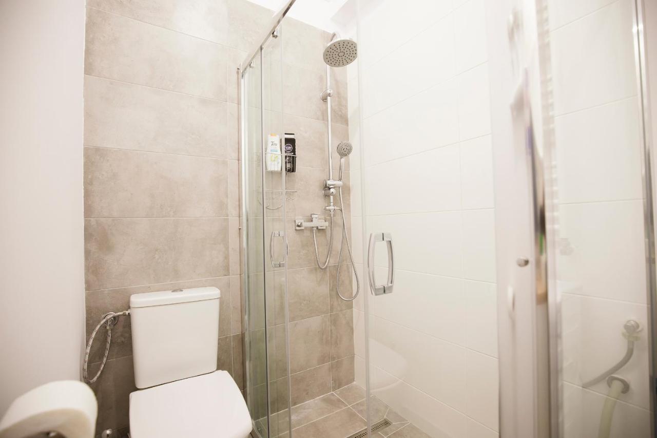 Ideal Studio Bukarest Kültér fotó