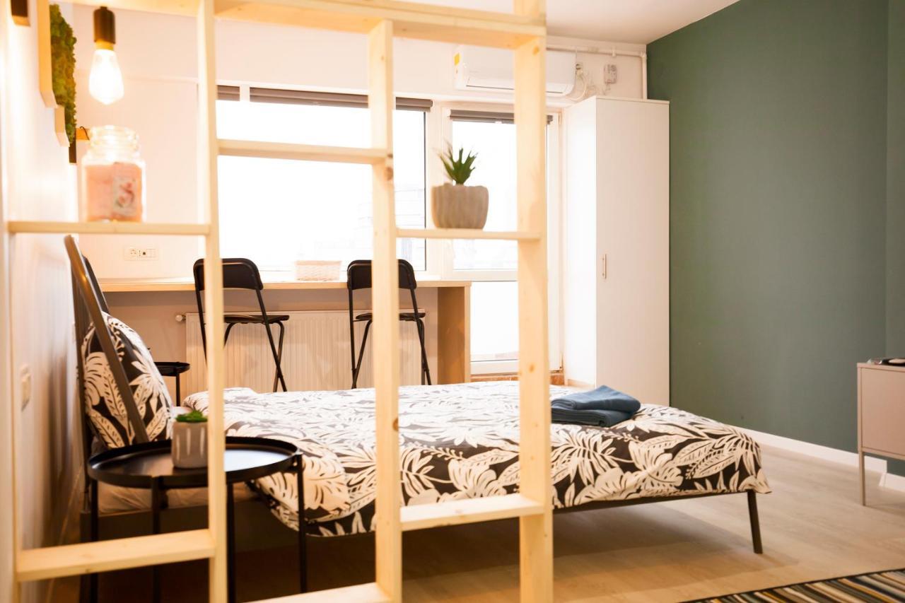 Ideal Studio Bukarest Kültér fotó