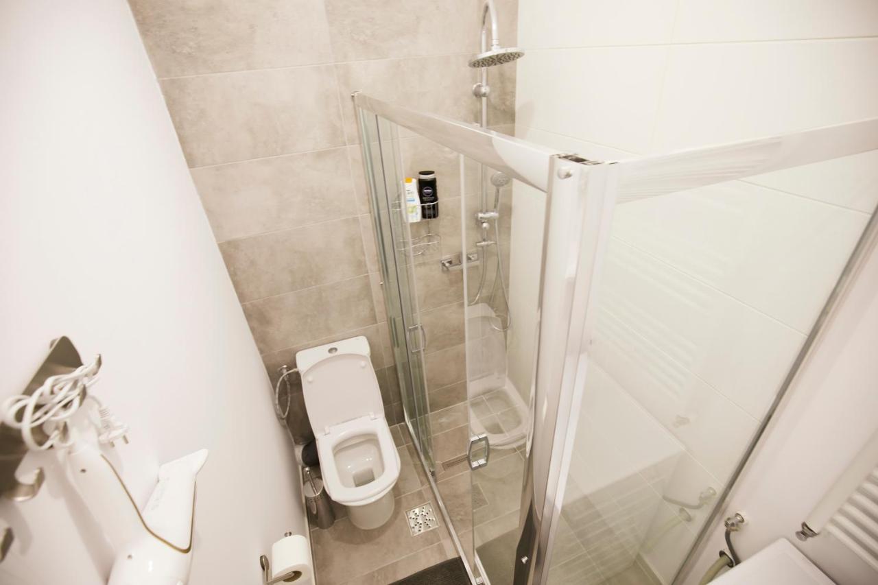 Ideal Studio Bukarest Kültér fotó