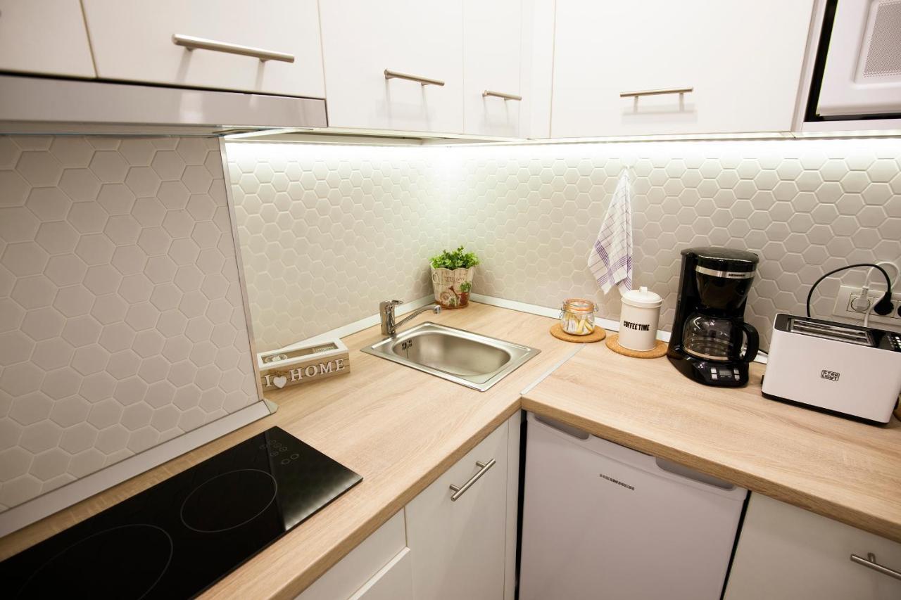 Ideal Studio Bukarest Kültér fotó