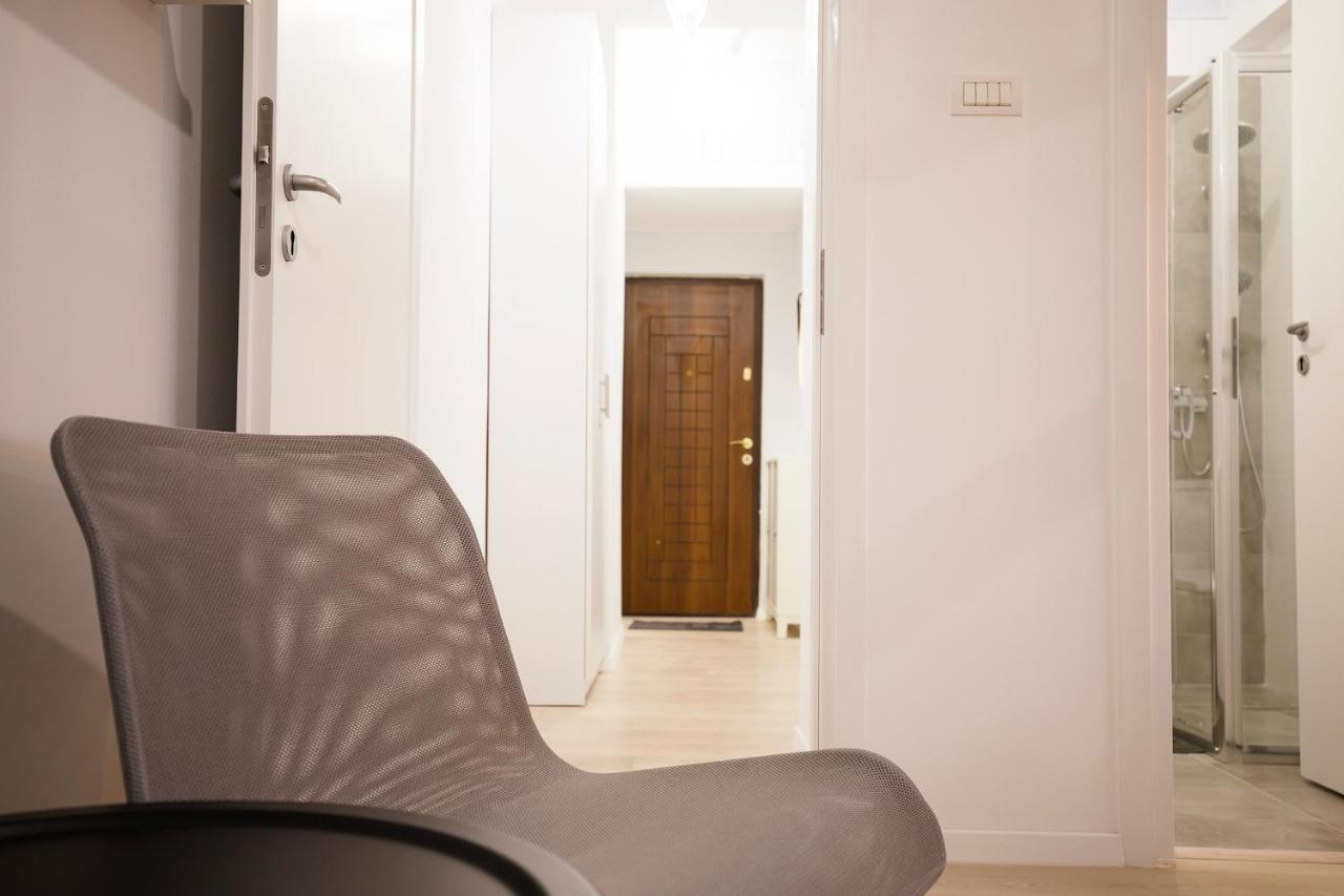 Ideal Studio Bukarest Kültér fotó