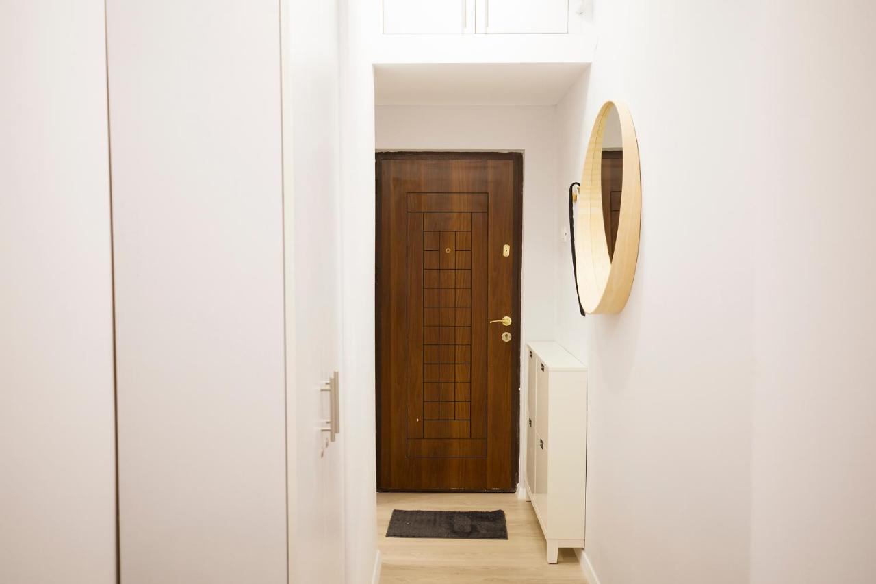 Ideal Studio Bukarest Kültér fotó