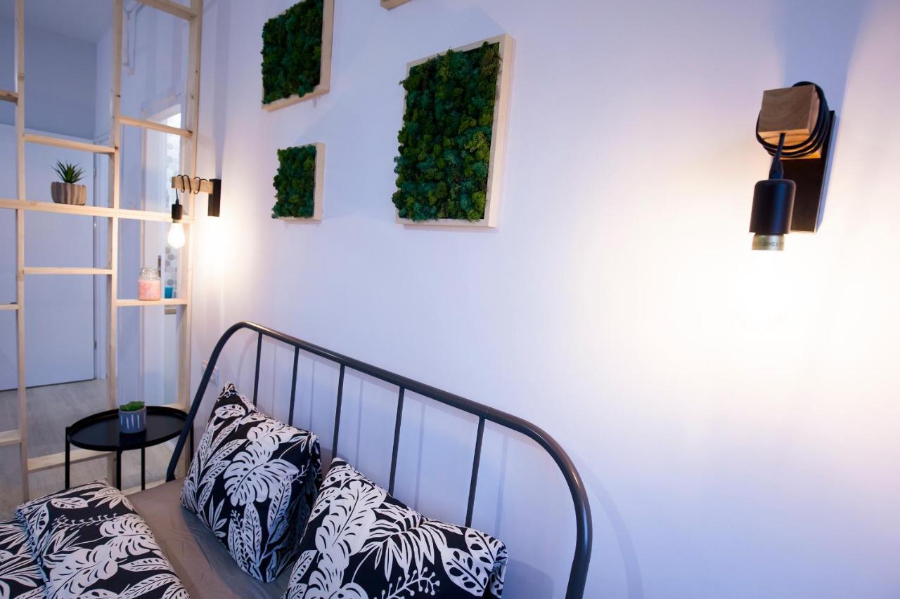 Ideal Studio Bukarest Kültér fotó